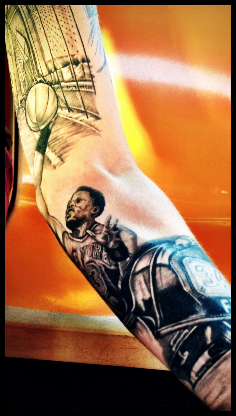 Illustration for article titled Nothing Says I Love New York Like Tattoos of Lou Gehrig and Patrick Ewing